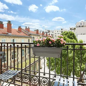 **** Apartahotel Yays Zola By Numa Francia